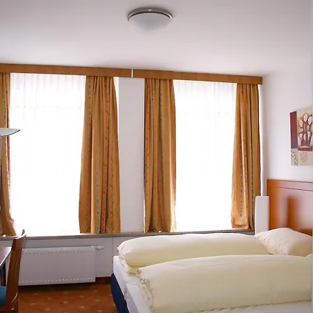 Hotel Evido Center 3*